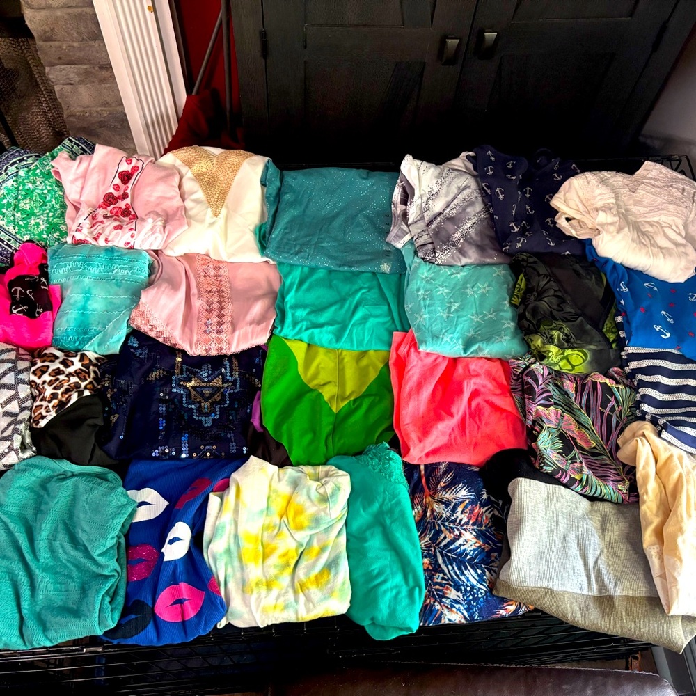 30+ tank tops bundle